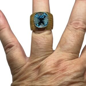 Designer Signed WIA Gold Tone Blue Crystal Wide Band Ring Size 8